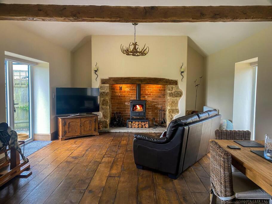 The Udderhouse - Udderly Unforgettable Retreat Villa Donyatt Eksteriør bilde